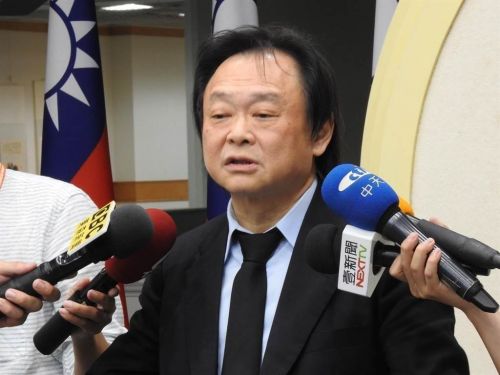 台北市长选战开打？ 王世坚推崇两个她